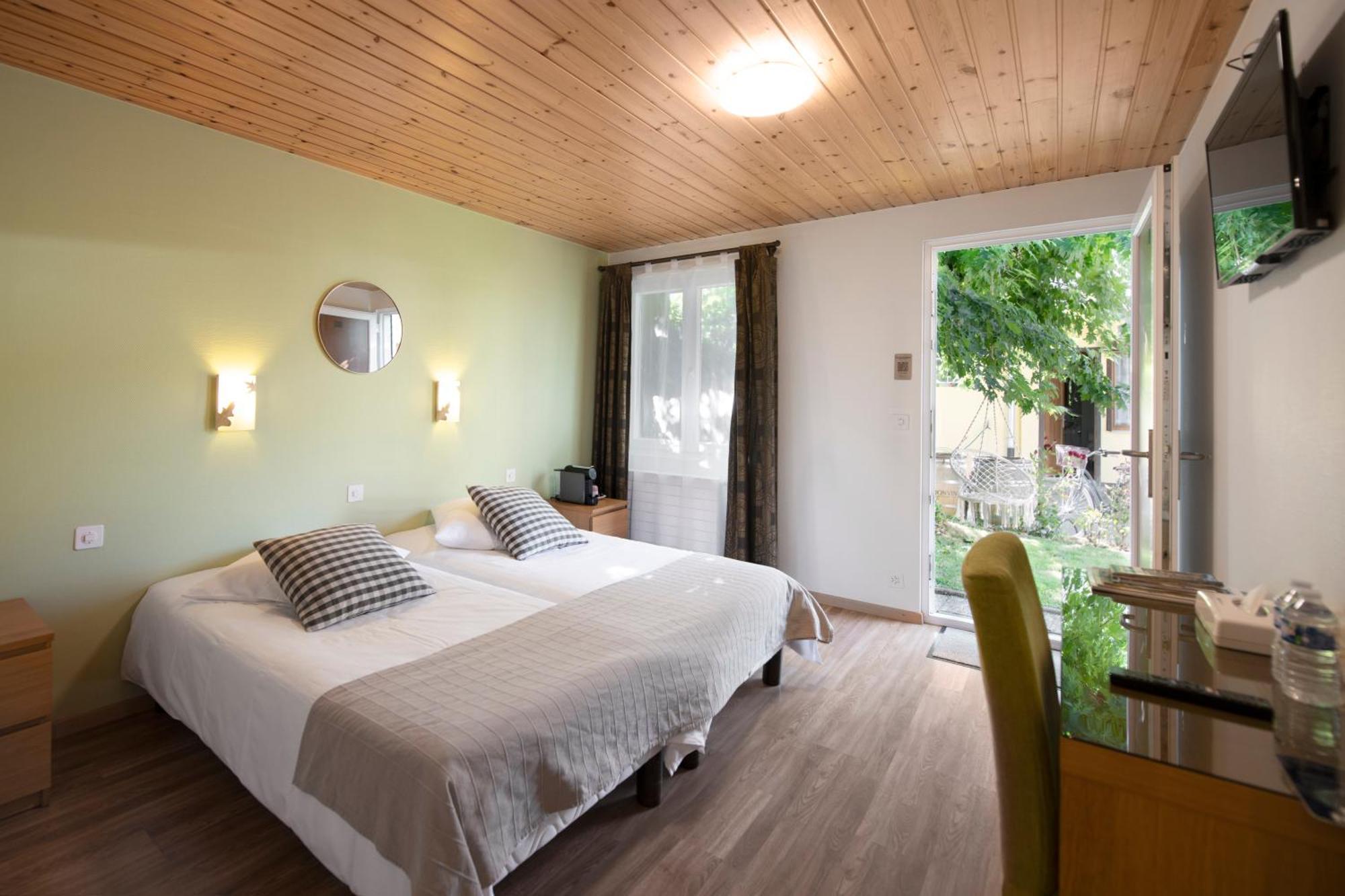 Motel-Restaurant 13 Etoiles Saint-Leonard Экстерьер фото